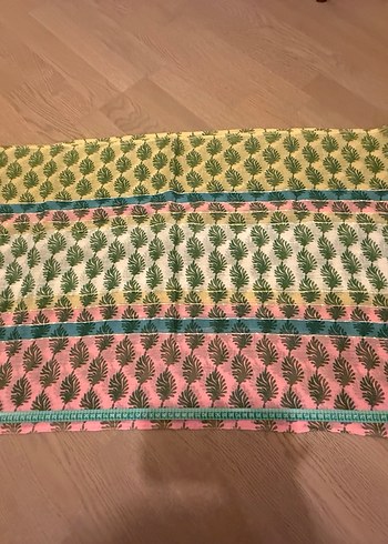 Yargıcı Kadın Şal - Görsel 3