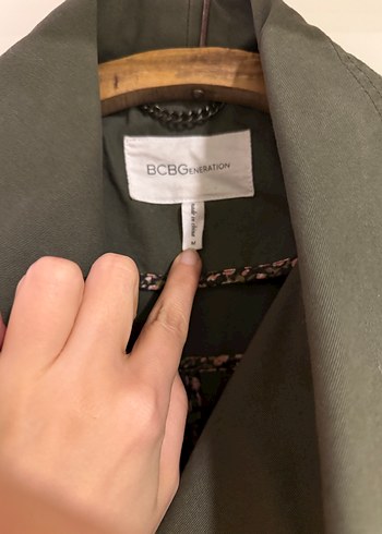 BCBG Haki Parka - Görsel 3