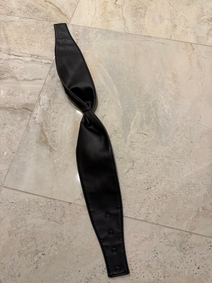 Bershka Gri Deri Çıtçıtlı Kemer - Görsel 5