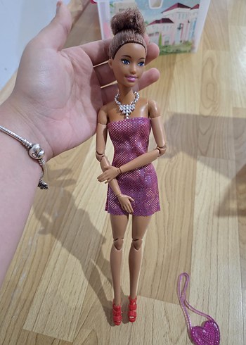 Barbie Orjinal sonsuz hareket barbie