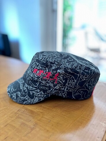 Nike Air The Evolution Round Cap