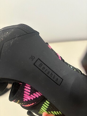 35 Beden Bershka Siyah 8 cm Topuklu Ayakkabı 35 Numara