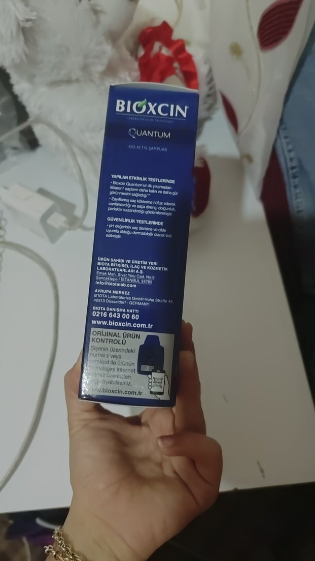 BIOXCIN Quantum Bio-Activ Şampuan 300ml Yağlı Saçlar - Görsel 3