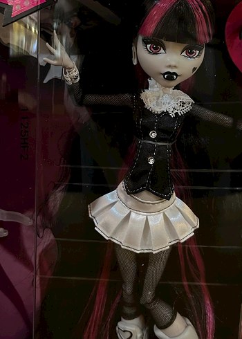  Beden Monster High Reel Drama Draculura