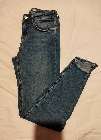İpekyol marka asimetrik paça jean pantolon