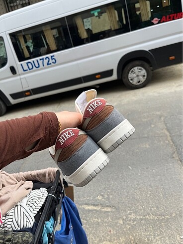 43 Beden gri Renk Nike blazer