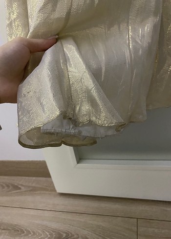 Altın Renkli Uzun Abiye Elbise - Görsel 5