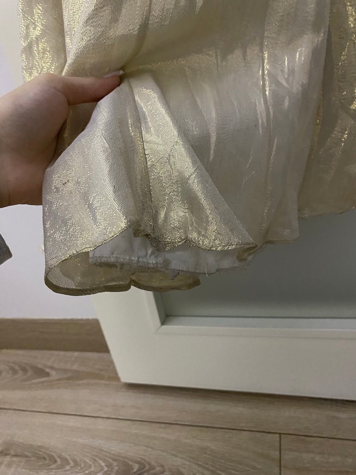 Altın Renkli Uzun Abiye Elbise - Görsel 5