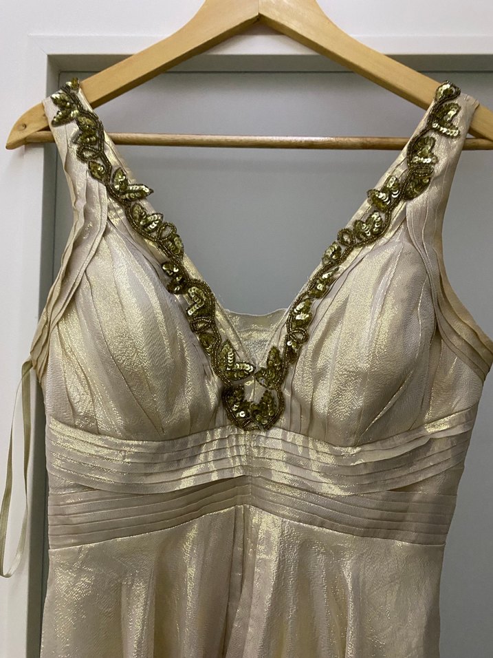 Altın Renkli Uzun Abiye Elbise - Görsel 2