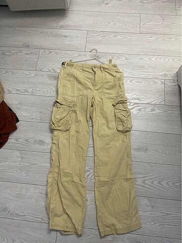 Bershka cargo straıght s beden