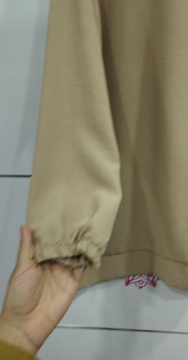 Bej Uzun Kollu Salaş Kadın Tunik - Görsel 2