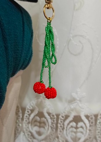 Kiraz tasarımlı charm, çanta süsü - Görsel 3