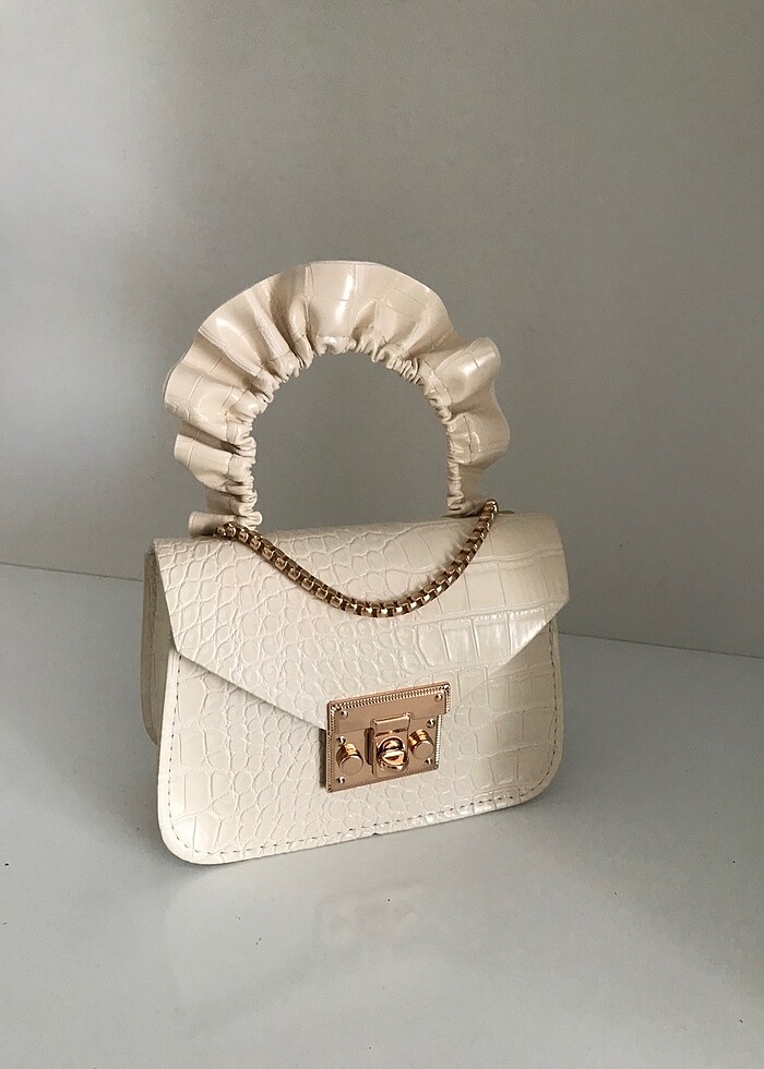 Kadın. El ve Omuz çantası - Görsel 3