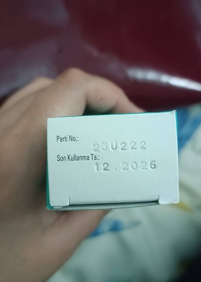 Fito Krem elimde iki tane mevcut tane fiyatıdır. - Görsel 2