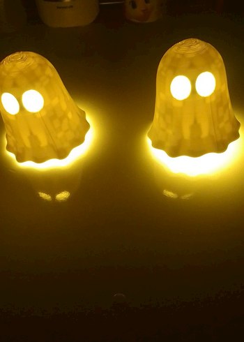 Beyaz Hayalet Animasyon Figürü 3d yazıcı mini mum ledli 2 adet - Görsel 2