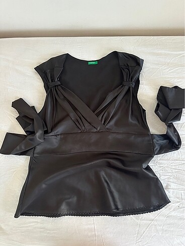 Benetton saten bluz