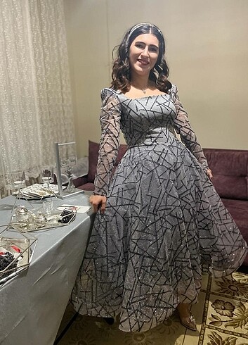 Diğer Abiye söz nişan kıyafeti
