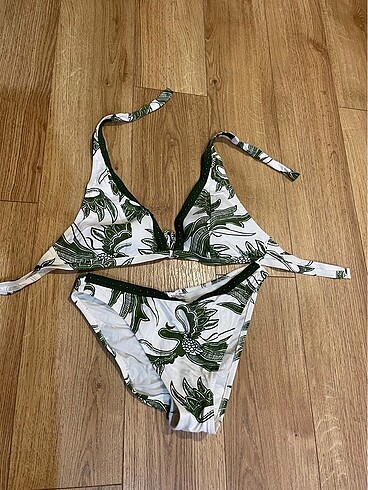 Zeki bikini