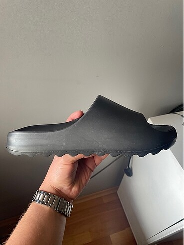 ADİDAS YEEZY TERLİK SIFIR DEFOSUZ ERKEK 42/46 arası