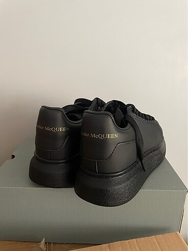 41 Beden ALEXANDER MCQUEEN SİYAH ERKEK SIFIR İNDİRİMLİ