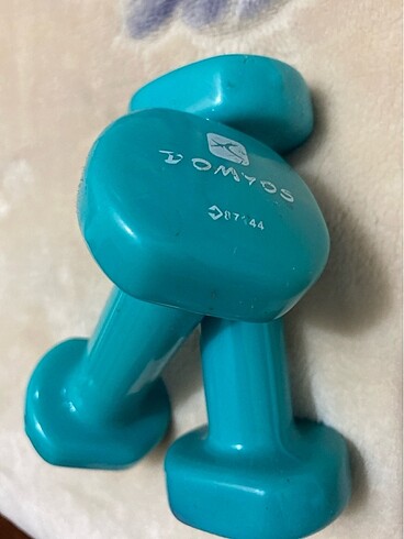  1 kg lık dambıl ???????? (iki adettir)