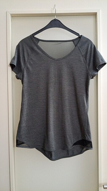 Gri t-shirt 