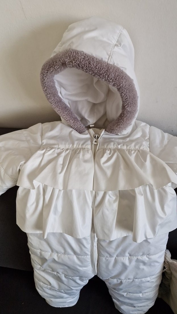 Kürk Detaylı Beyaz Bebek Kışlık Kız Tulumu - Görsel 5