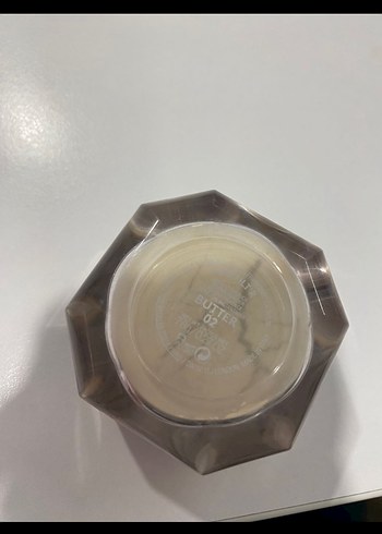 Fenty Beauty Fenty Beauty Pudra butter 02 renk