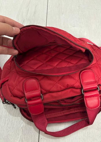 Kırmızı Kadın Kapitone Çanta - Görsel 8