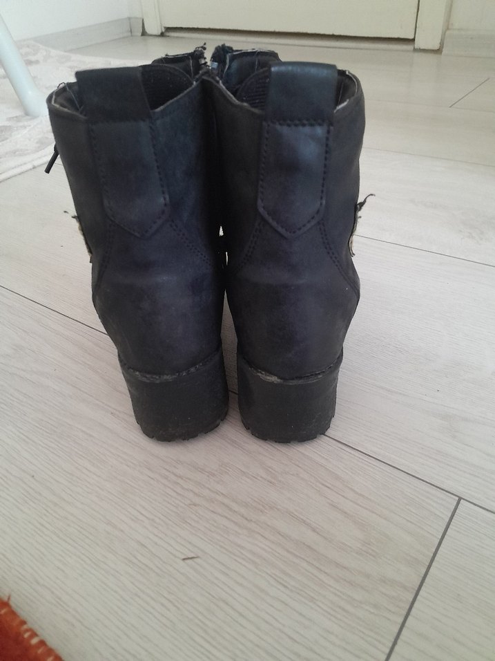 Siyah Deri Bağcıklı Yüksek Topuklu Punk Bot - Görsel 4