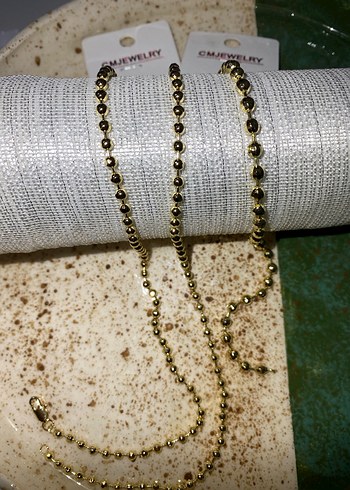 Gold Zincir Detaylı Kolye - Görsel 2