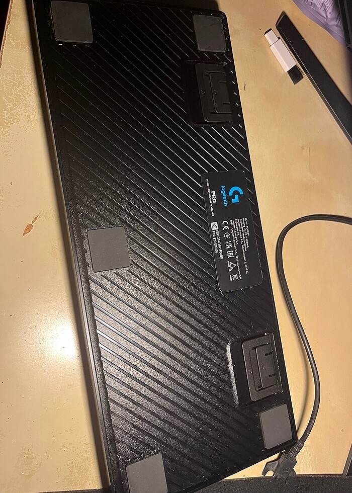 Logitech g pro klavye kablolu - Görsel 4