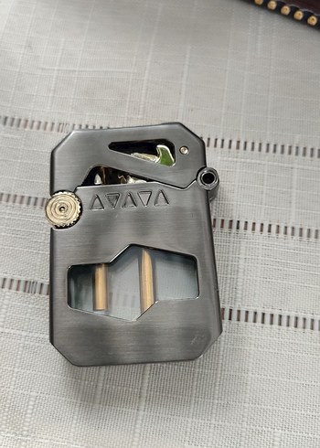 Altın Renkli Parlak Metal Çakmak benzinli - Görsel 4