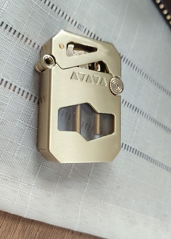 Altın Renkli Parlak Metal Çakmak benzinli - Görsel 2