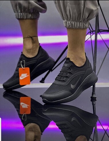 Nike akua