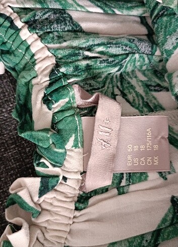 H&M H&M büyük beden kolları fırfırlı bluz