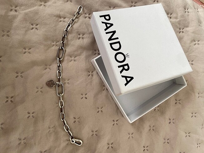 Pandora me