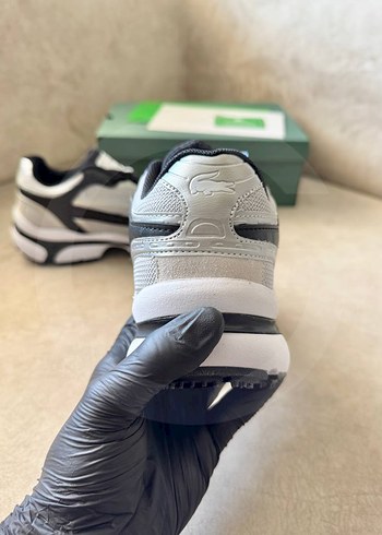 40 Beden Lacoste Erkek Beyaz Gri Spor Ayakkabı