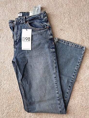Stradivarius D98 Jean