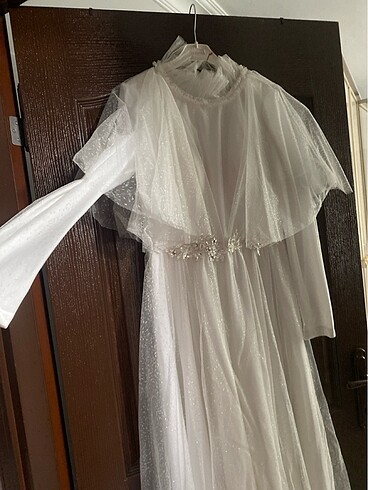 Tesettür nikah elbisesi