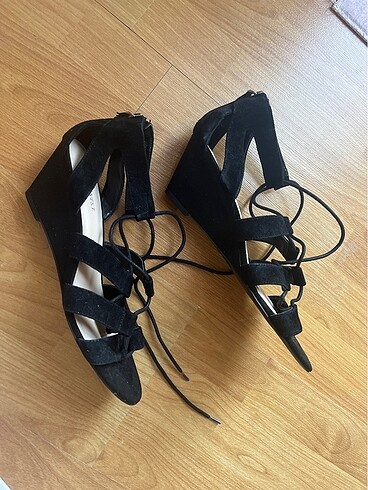 Nine West Dolgu topuk ayakkabı