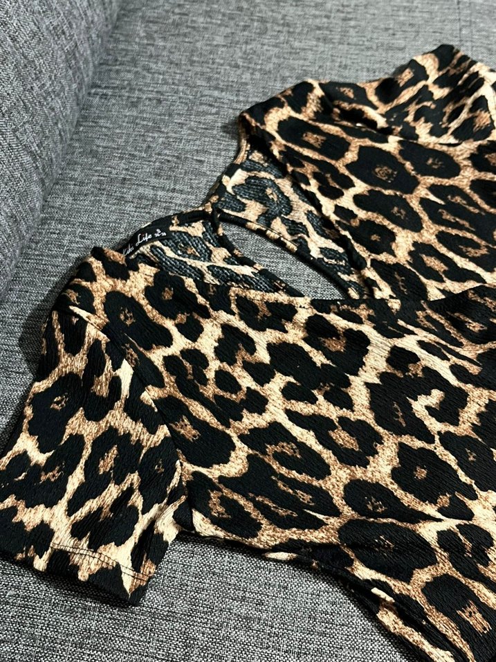 Leopar Desenli V Yakalı Tulum - Görsel 2