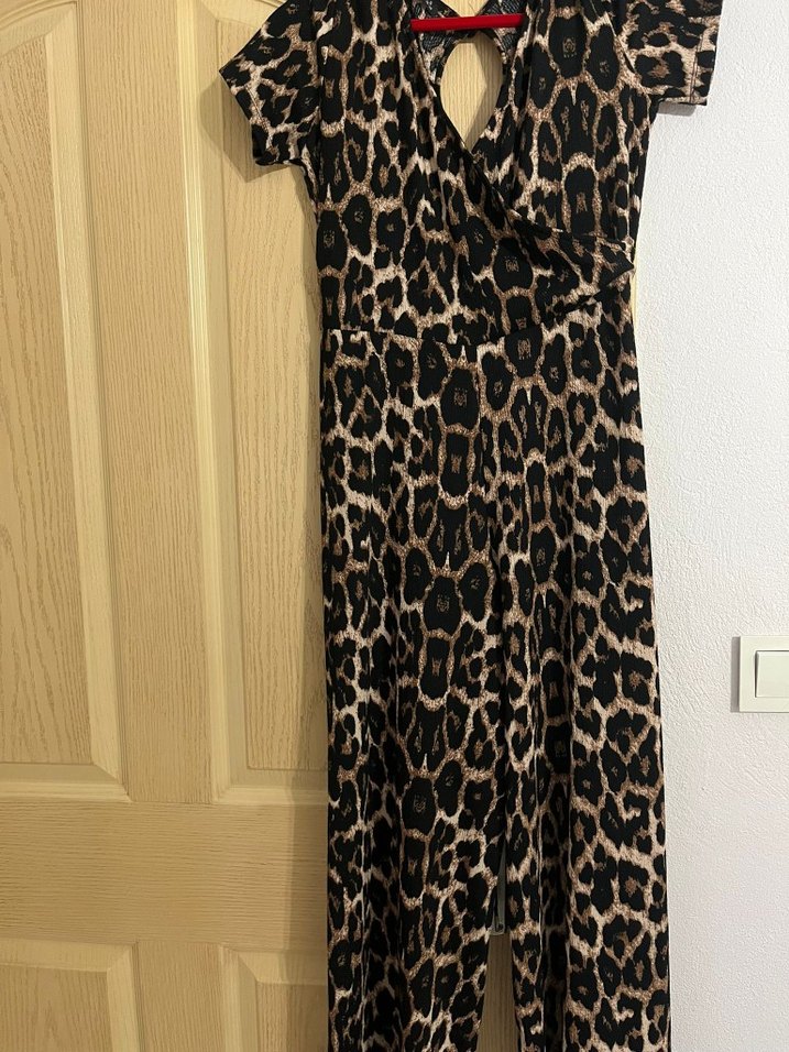 Leopar Desenli V Yakalı Tulum - Görsel 3