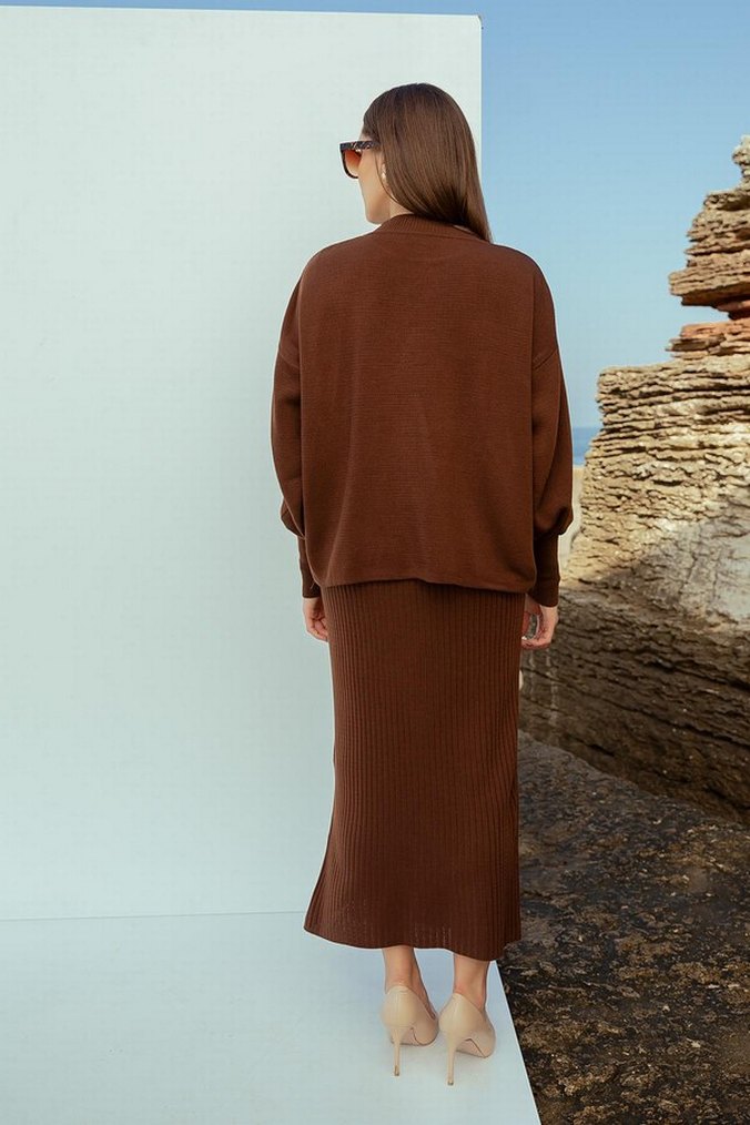 Kahverengi Uzun Triko Kadın Elbise takım 2 li altı v yaka - Görsel 2