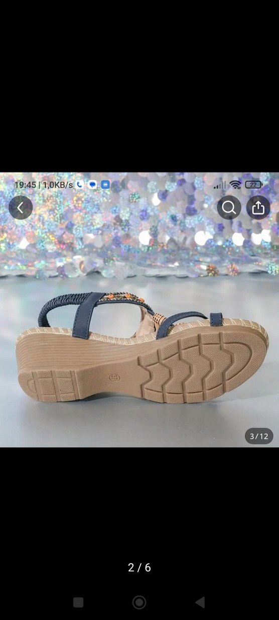 Boncuk Detaylı Yılan Desenli Dolgu Topuklu Sandalet - Görsel 5