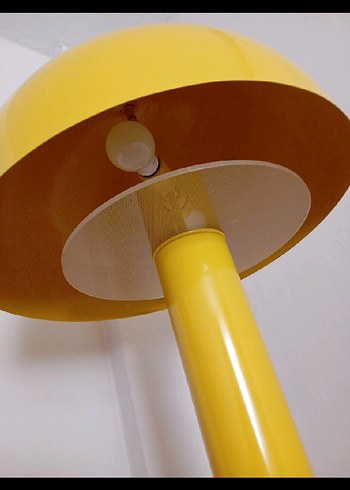 Ikea Sarı Yerden Aydınlatma Lambası İzmir elden teslim