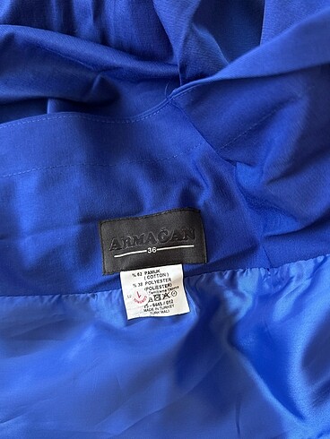 Armağan Markalı Mavi Pardesü - Görsel 8