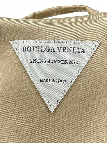 Bottega Veneta Trenchcoat %70 İndirimli. - Görsel 4