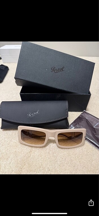 Beden Persol güneş gözlüğü