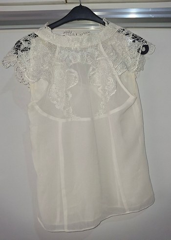 Dantel Detaylı V Yaka Beyaz Bluz - Görsel 2